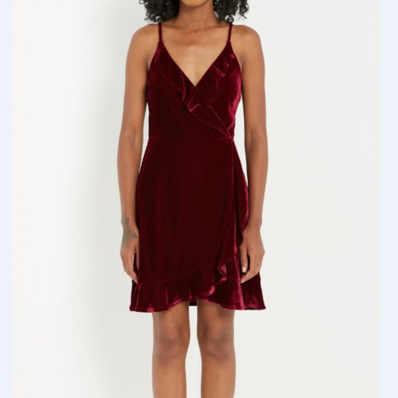 Burgundy Velvet Faux Wrap Ruffle Cocktail Dress 10 - Picture 1 of 5